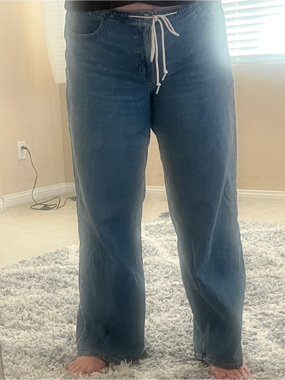 Abercrombie Women's low rise ultra loose jeans